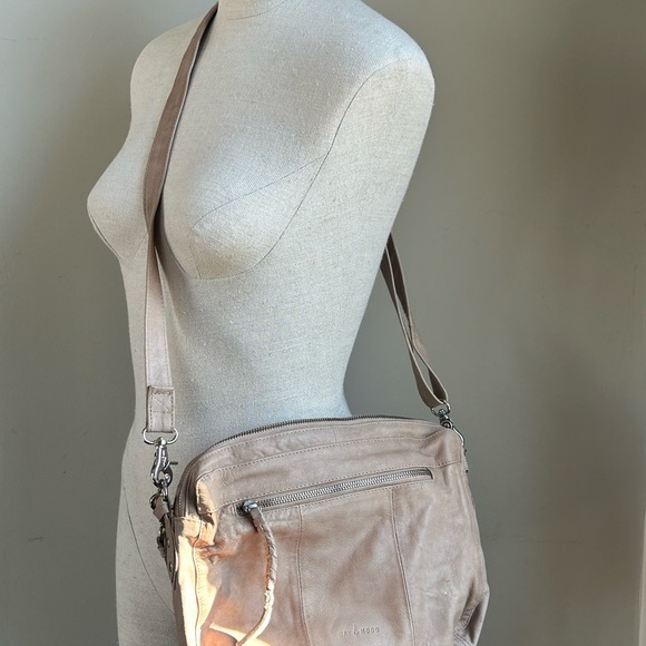 NWT genuine leather crossbody by Day & Mood. Minor ink markings as shown. - Picture 4 of 7